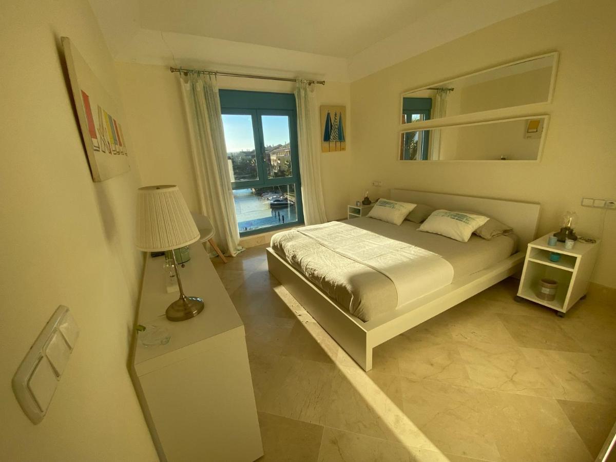 Apartamento Con Terraza Sobre La Marina De Sotogrande San Roque  Zewnętrze zdjęcie